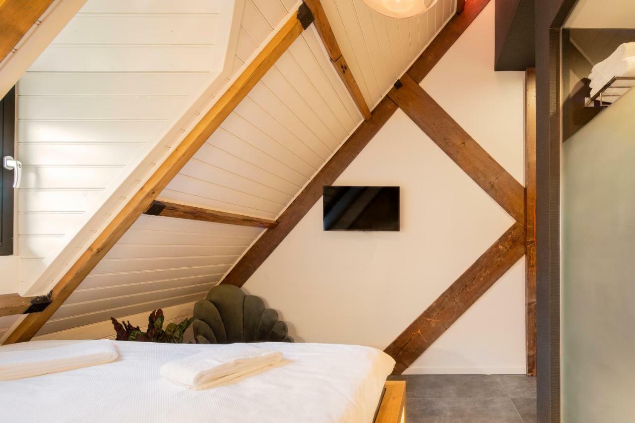 Epic room